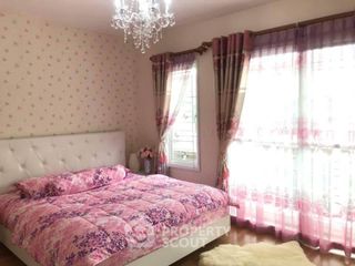 For sale 3 bedrooms townhouse in Bang Lamung, Chonburi