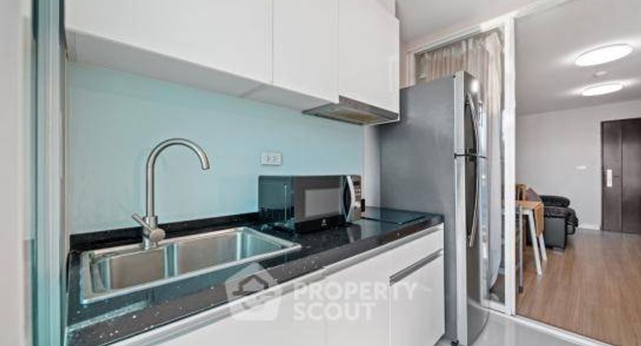 For sale 1 bed condo in Phra Khanong, Bangkok