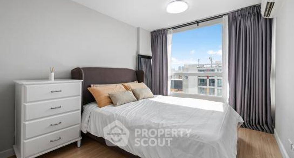 For sale 1 bed condo in Phra Khanong, Bangkok