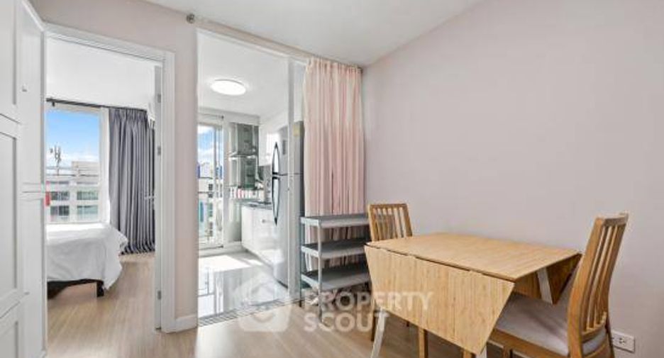 For sale 1 bed condo in Phra Khanong, Bangkok