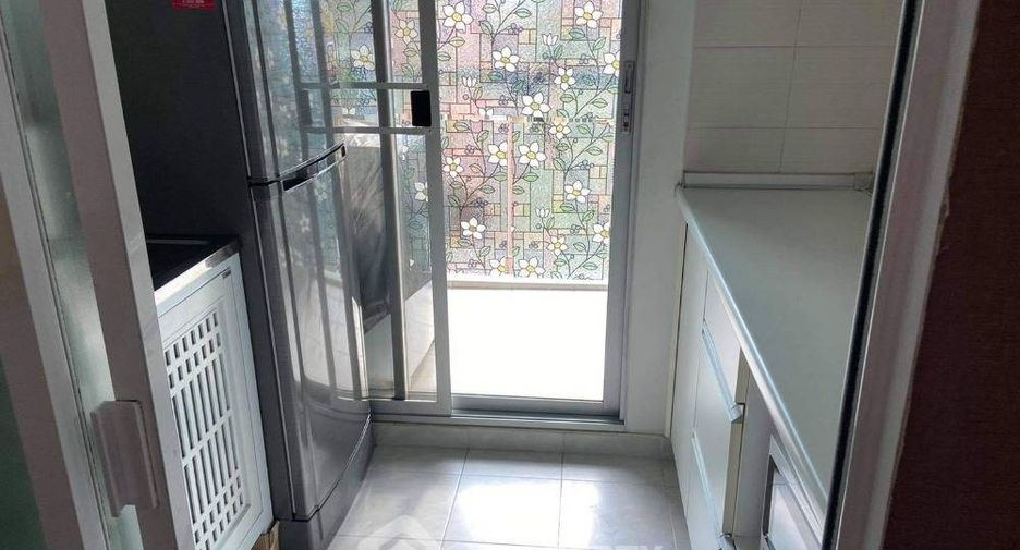 For sale 1 bed condo in Huai Khwang, Bangkok