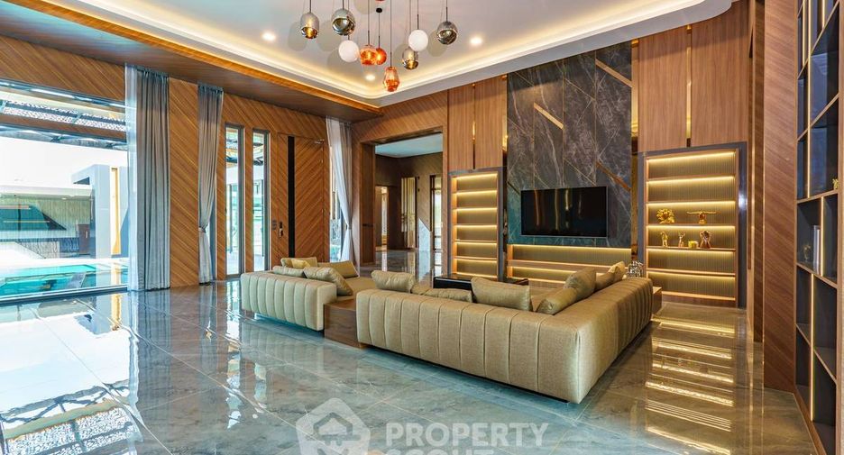 À vendre 6 chambres villa à East Pattaya, Pattaya