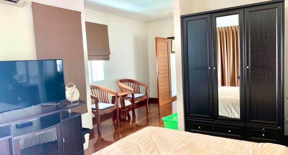For sale 3 bedrooms villa in North Pattaya, Pattaya