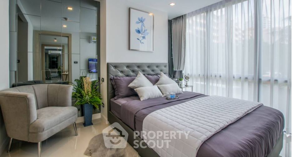 For sale 2 bedrooms condo in Pratumnak, Pattaya