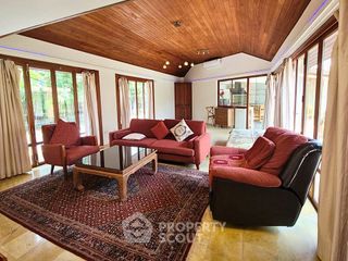For rent 6 bedrooms house in Bang Lamung, Chonburi