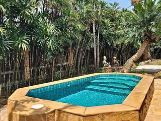 For rent 6 bedrooms house in Bang Lamung, Chonburi
