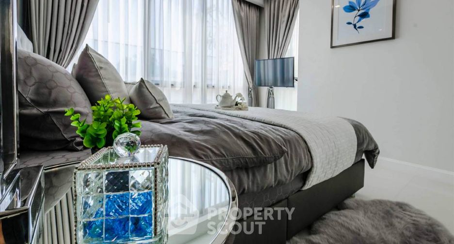 For sale 2 bedrooms condo in Pratumnak, Pattaya