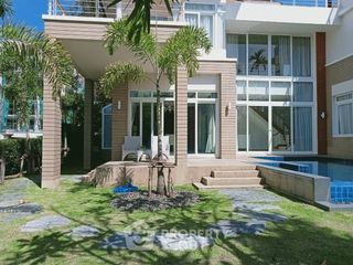 À vendre 4 chambres villa à Na Jomtien, Pattaya