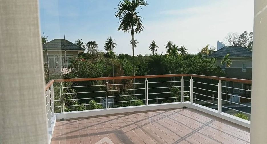 Villa en venta de 4 habitaciones en Sattahip, Chonburi