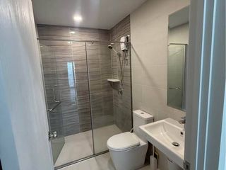 For rent 2 bedrooms condo in Bangkok Noi, Bangkok
