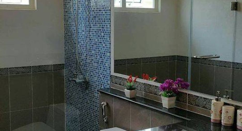 For sale 3 bedrooms house in Bang Lamung, Chonburi
