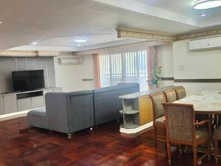 For rent 3 bedrooms apartment in Watthana, Bangkok