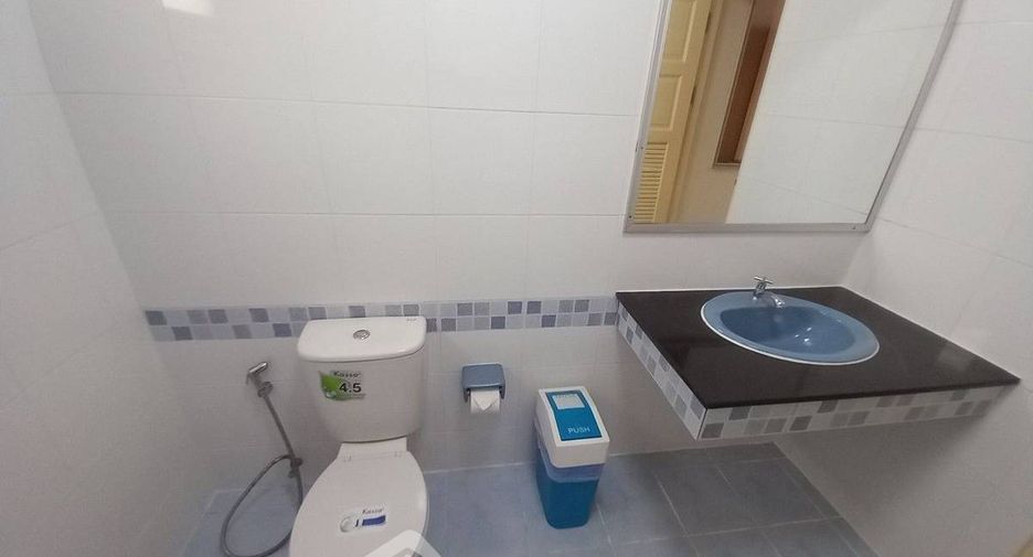 For sale 4 bedrooms house in Bang Lamung, Chonburi