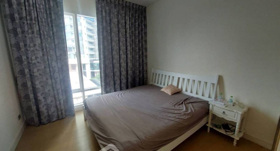 For rent 3 bedrooms condo in Jomtien, Pattaya