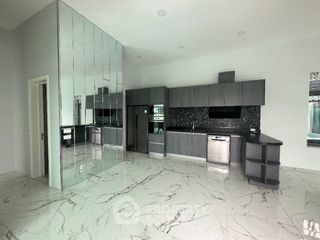 Продажа 3 спальни вилла в Банг Ламунг, Чонбури