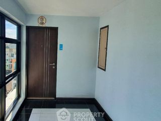 For sale 1 bed condo in Mueang Chon Buri, Chonburi