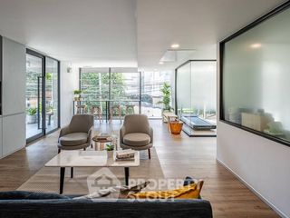 À louer 2 chambres appartement à Watthana, Bangkok