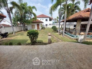 For sale 7 bedrooms house in Bang Lamung, Chonburi