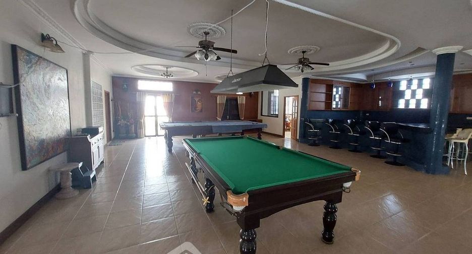 For sale 7 bedrooms house in East Pattaya, Pattaya