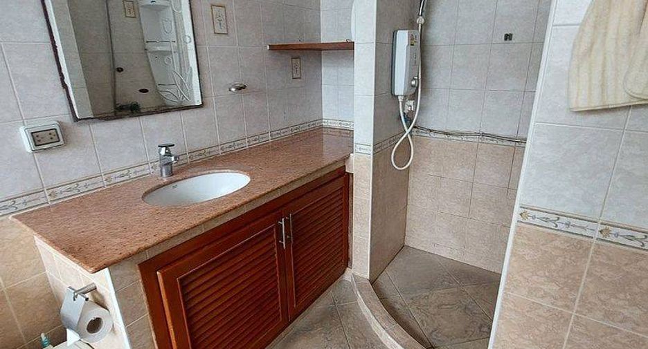 For sale 7 bedrooms house in East Pattaya, Pattaya