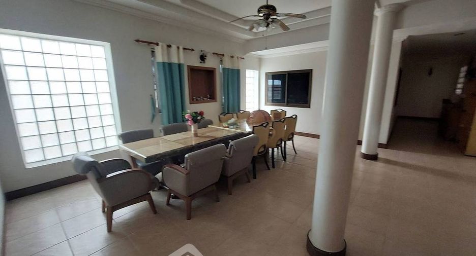 For sale 7 bedrooms house in East Pattaya, Pattaya
