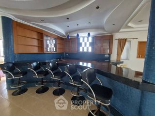 For sale 7 bedrooms house in Bang Lamung, Chonburi