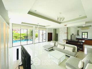 Haus zum Kauf mit 1 Zimmer in Bang Lamung, Chonburi
