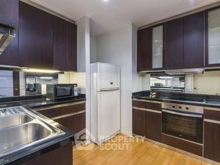Apartamento en alquiler de 2 habitaciones en Khlong Toei, Bangkok