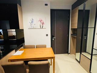 For rent 2 bedrooms condo in Huai Khwang, Bangkok
