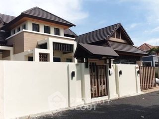 À louer 3 chambres maison à Bang Lamung, Chonburi