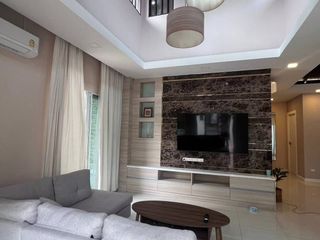 À louer 3 chambres maison à Bang Lamung, Chonburi