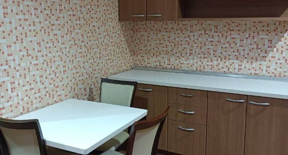 For sale 1 bed condo in Huai Khwang, Bangkok