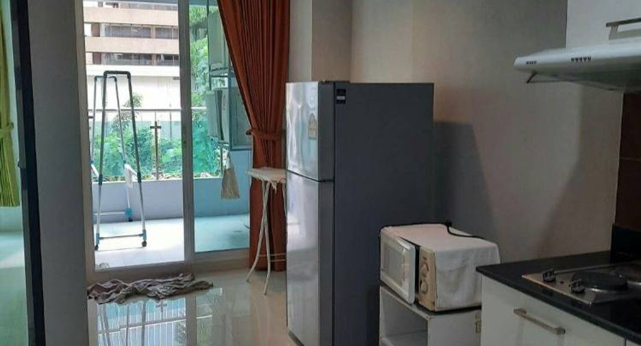 For sale 1 bed condo in Watthana, Bangkok