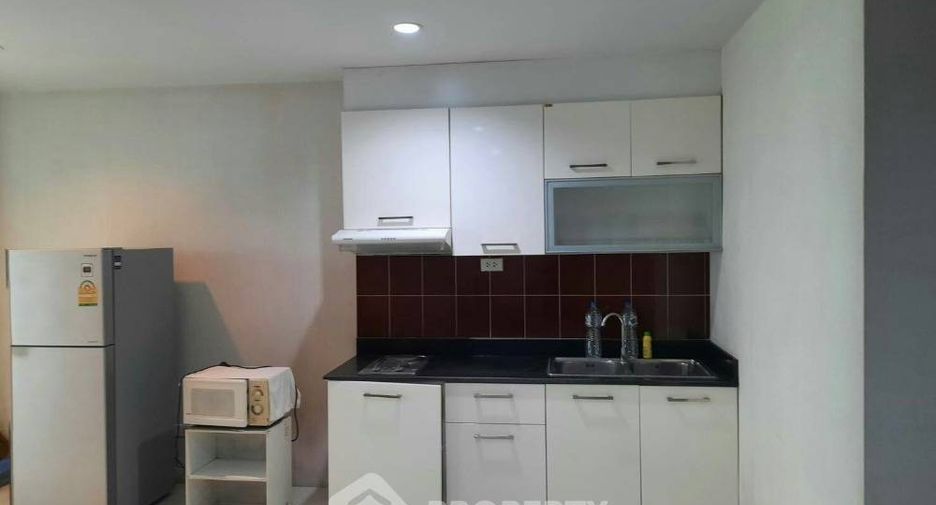 For sale 1 bed condo in Watthana, Bangkok