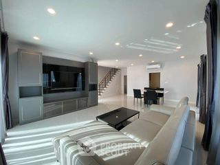 For rent 4 bedrooms house in Don Mueang, Bangkok