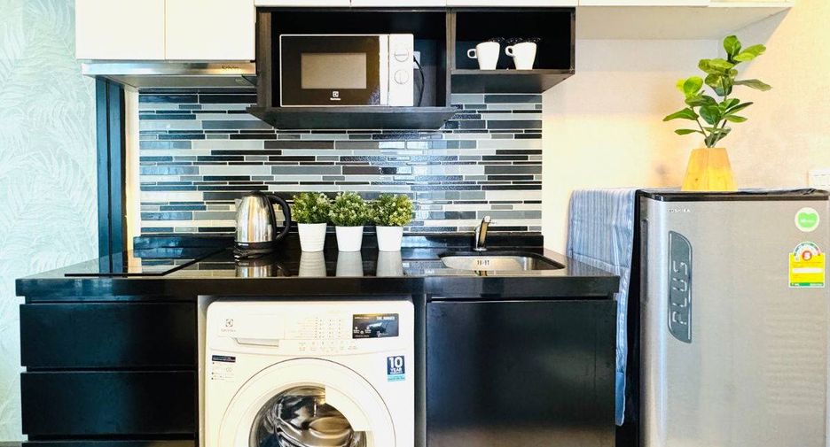 For rent 2 bedrooms condo in Khlong San, Bangkok