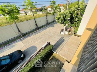 For sale 4 bedrooms house in Bang Khun Thian, Bangkok