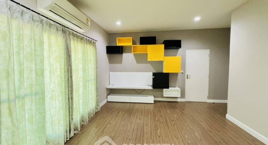 Casa en venta de 4 habitaciones en Bang Khun Thian, Bangkok