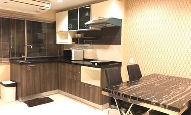 For rent 2 bedrooms condo in Huai Khwang, Bangkok