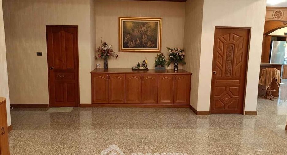 Haus zur Miete mit 3 Zimmer in East Pattaya, Pattaya