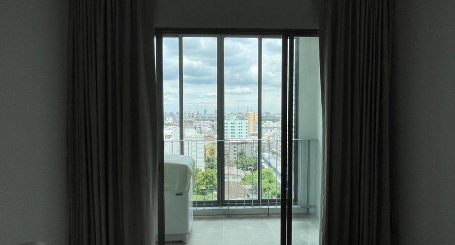 For rent 2 bedrooms condo in Ratchathewi, Bangkok