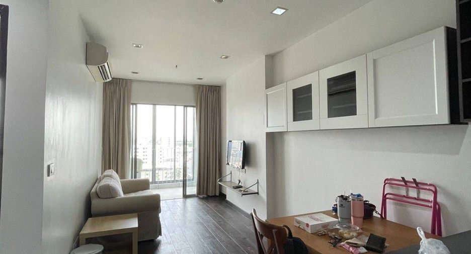 For rent 2 bedrooms condo in Ratchathewi, Bangkok