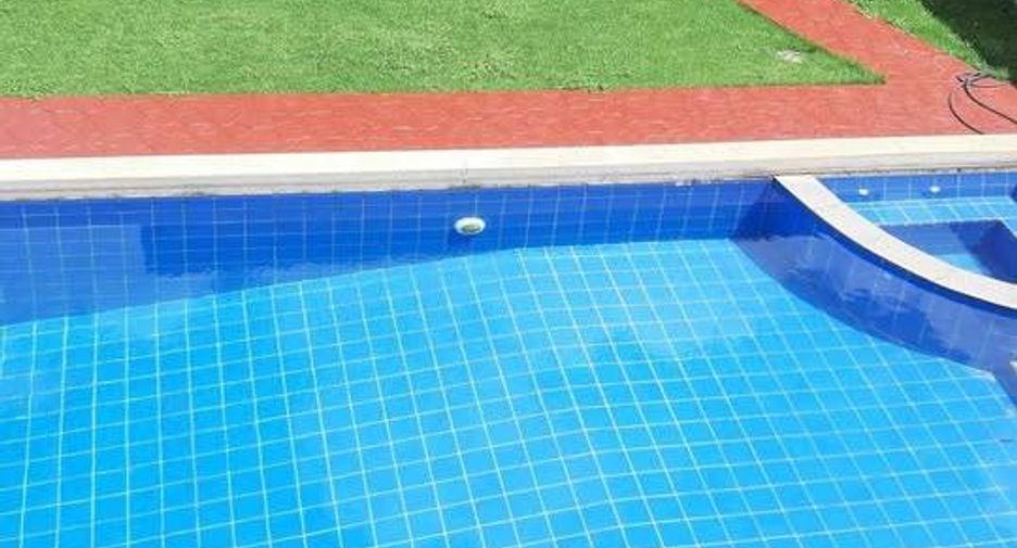 For rent 4 bedrooms house in Bang Lamung, Chonburi