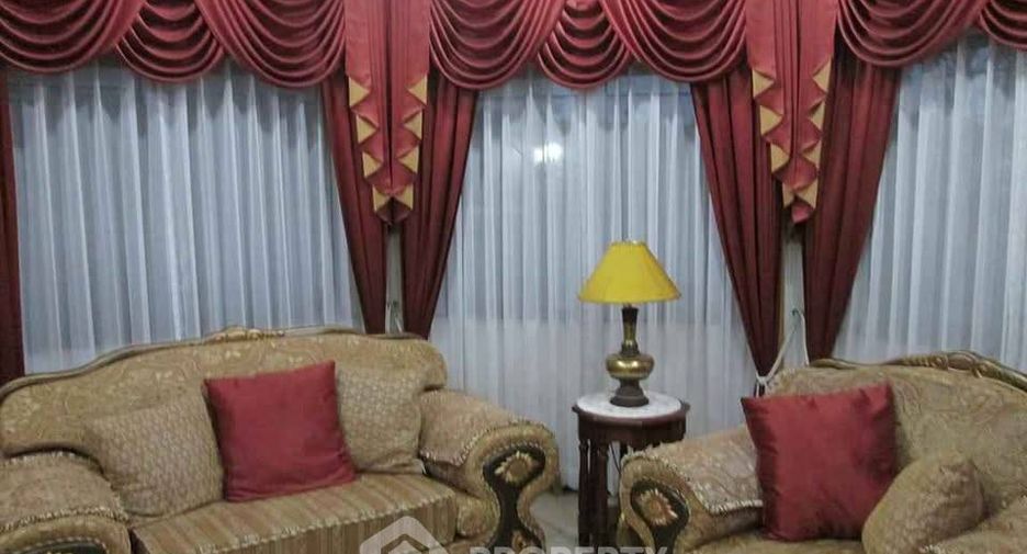 For rent 4 bedrooms house in Bang Lamung, Chonburi