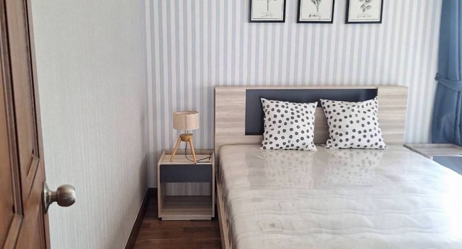 Haus zur Miete mit 3 Zimmer in Si Racha, Chonburi