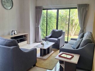 出租 3 卧室 独立屋 在 Si Racha, Chon Buri