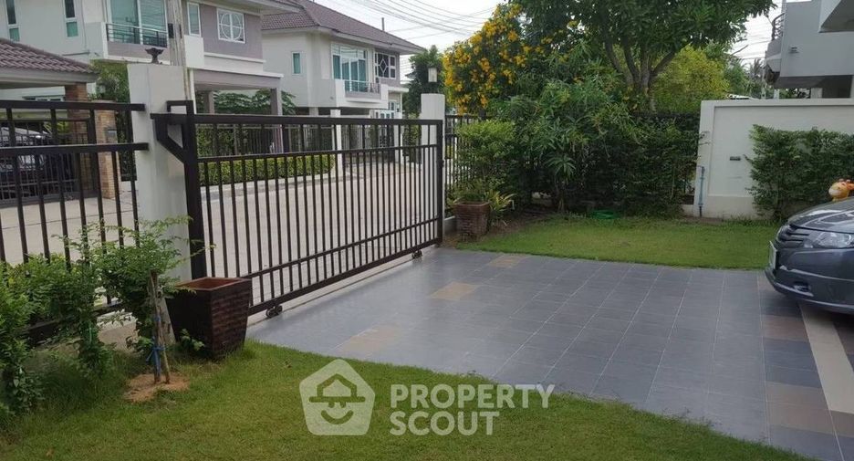 À vendre 4 chambres maison à Mueang Chon Buri, Chonburi