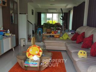 Casa en venta de 4 habitaciones en Mueang Chon Buri, Chonburi