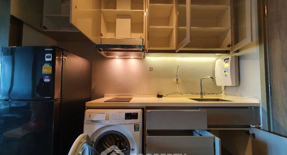 For sale 1 bed condo in Ratchathewi, Bangkok