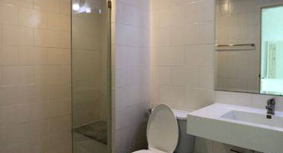 For sale 1 bed condo in Khlong San, Bangkok
